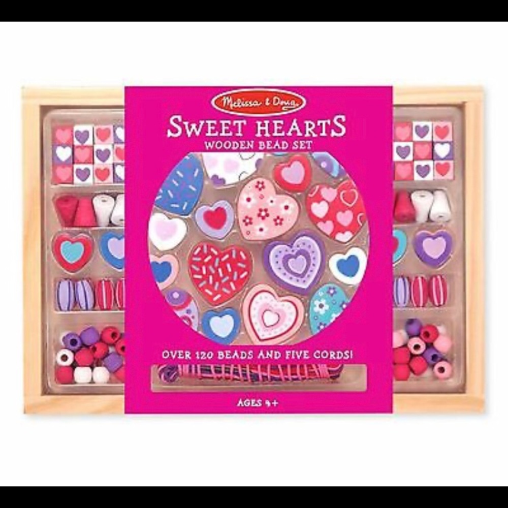 NEW Melissa and Doug Wooden Bead Set Girls Kids Children Bracelet